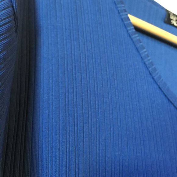 Vintage Made in Canada WE Phthalo Blue Ribbed T-Shirt - Picture 9 of 16